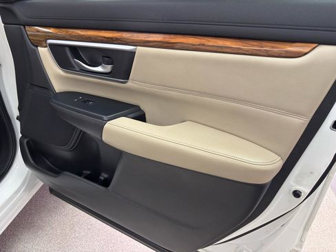 Used 2017 Honda CR-V EX-L image 13