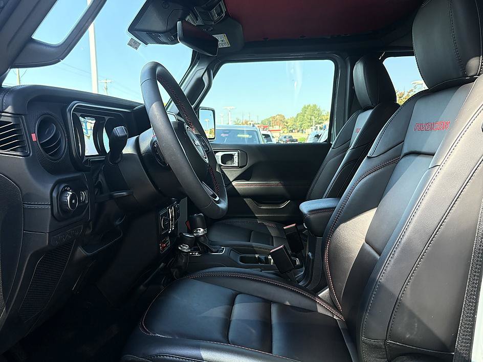 Used 2024 Jeep Wrangler Unlimited Rubicon AWD/4WD image 9