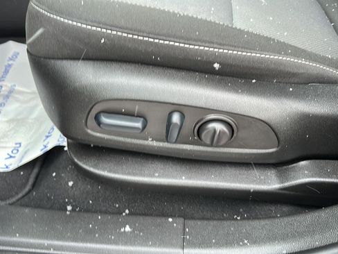 Used 2023 Chevrolet Blazer LT w/ Convenience Package image 25