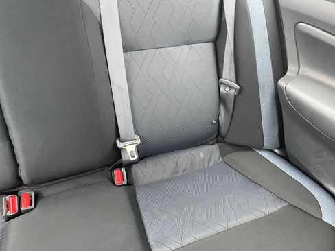 Used 2025 Nissan Versa SV image 36