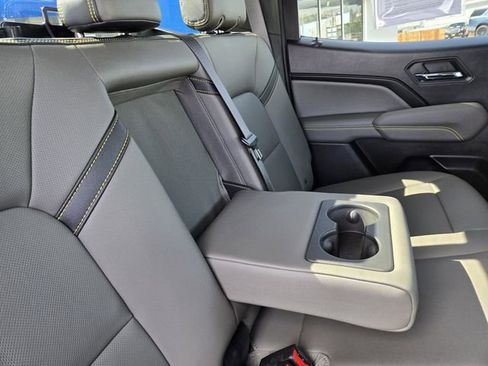 Used 2024 Chevrolet Colorado ZR2 w/ ZR2 Convenience Package III AWD/4WD image 27