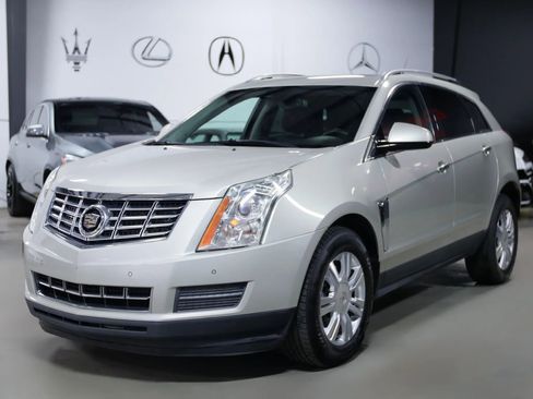 Used 2014 Cadillac SRX Luxury w/ Driver Awareness Package image 6