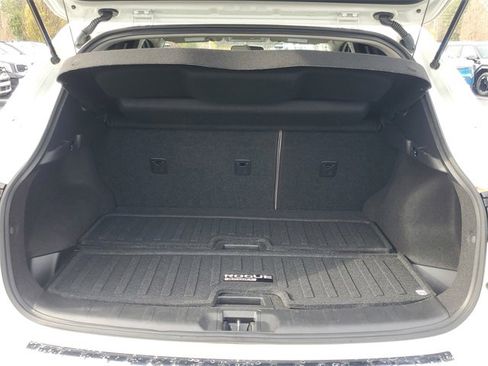 Used 2018 Nissan Rogue Sport SL image 9