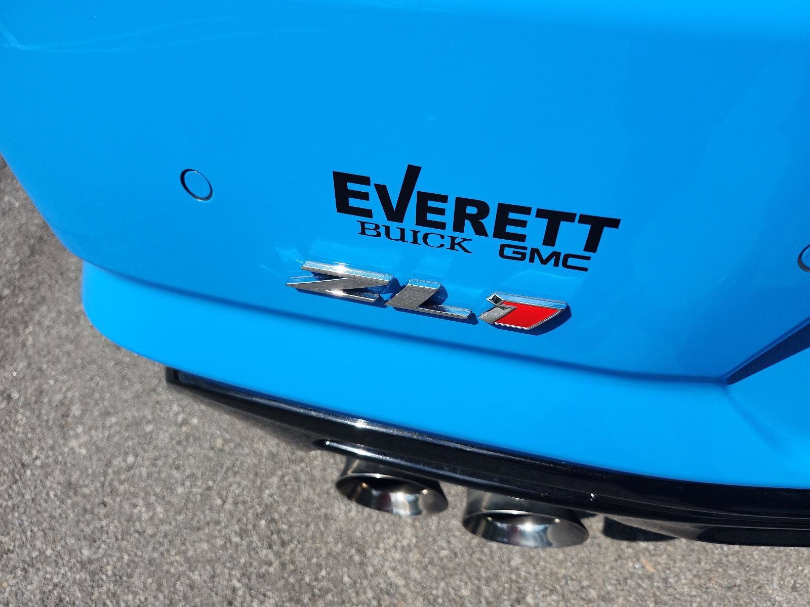 Used 2023 Chevrolet Camaro ZL1 RWD image 4