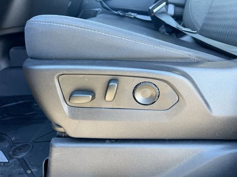 Certified 2023 Chevrolet Silverado 1500 LT w/ Safety Package image 18