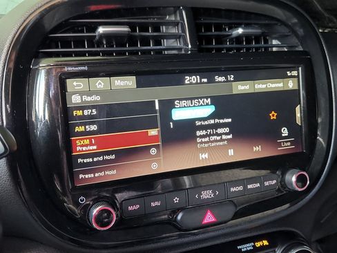 Used 2020 Kia Soul EX w/ Option Group 015 FWD image 18