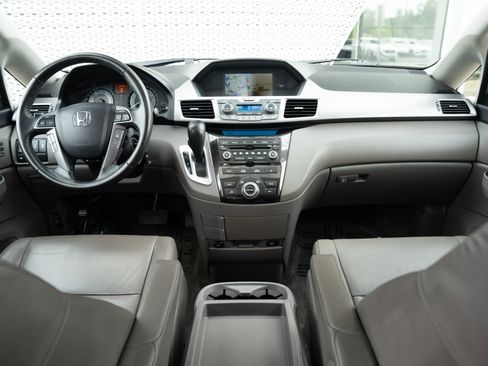 Used 2013 Honda Odyssey Touring image 8