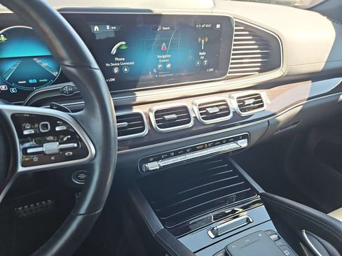 Used 2022 Mercedes-Benz GLS 450 4MATIC image 19