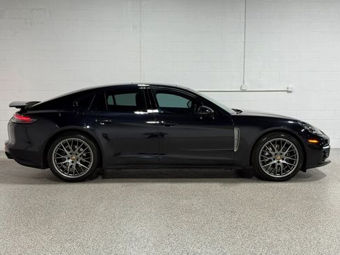 Used 2023 Porsche Panamera 4 Platinum Edition AWD/4WD image 6