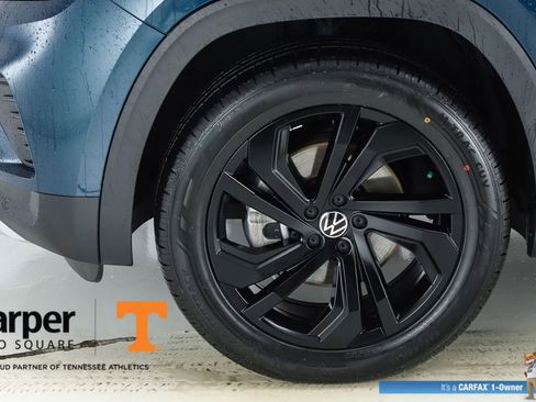 Used 2023 Volkswagen Atlas SE w/ Panoramic Sunroof Package AWD/4WD image 44