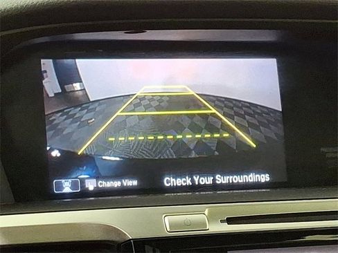 Used 2017 Honda Accord Touring image 4