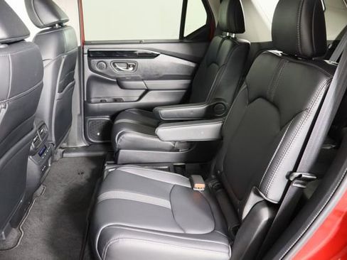 Used 2024 Honda Pilot EX-L image 16