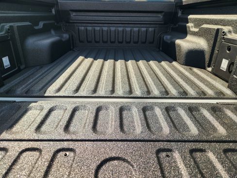 New 2026 Ford Maverick XLT image 25