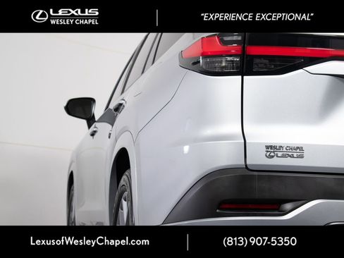 Used 2024 Lexus TX 350 FWD w/ Accessory Package (Z1) image 9