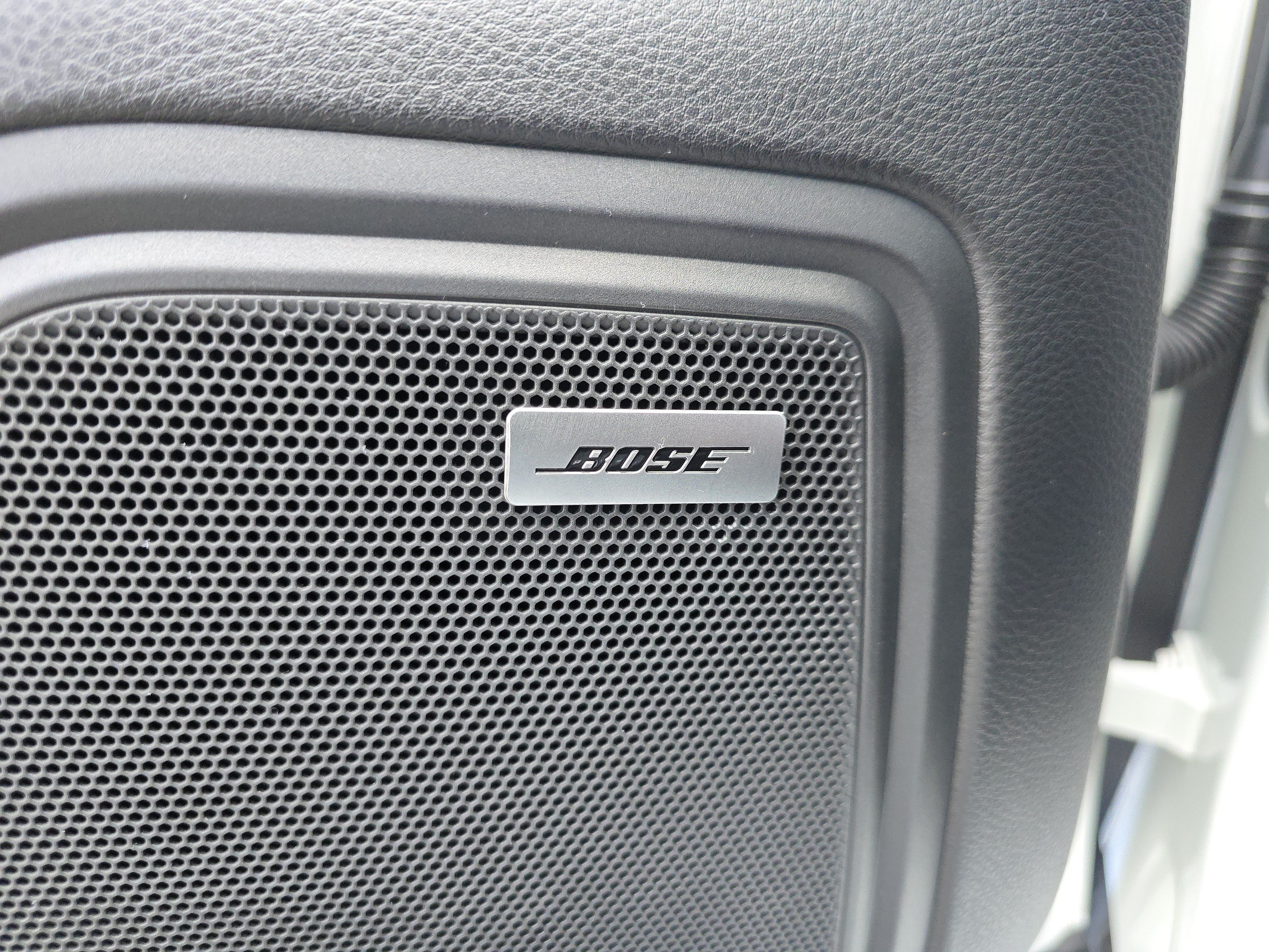 Used 2025 Porsche Macan AWD/4WD image 19