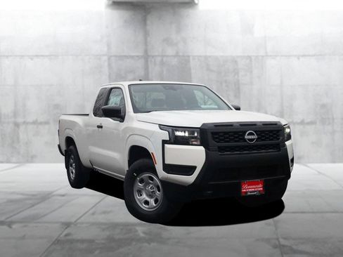 New 2026 Nissan Frontier S image 2