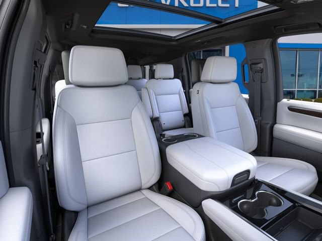 New 2026 Chevrolet Suburban Premier AWD/4WD image 16