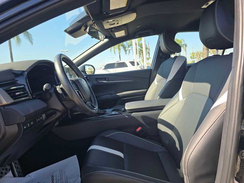 Certified 2025 Toyota Camry SE FWD image 22