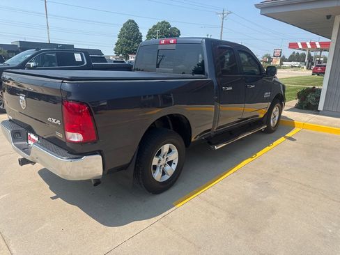 Used 2017 RAM 1500 Classic SLT AWD/4WD image 5