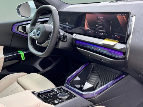 Used 2026 BMW X3 xDrive30 w/ Convenience Package image 32