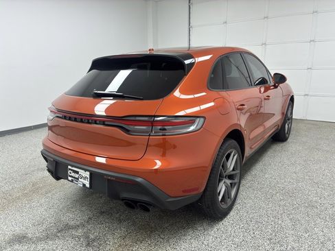 Used 2023 Porsche Macan Base w/ Premium Package Plus image 9
