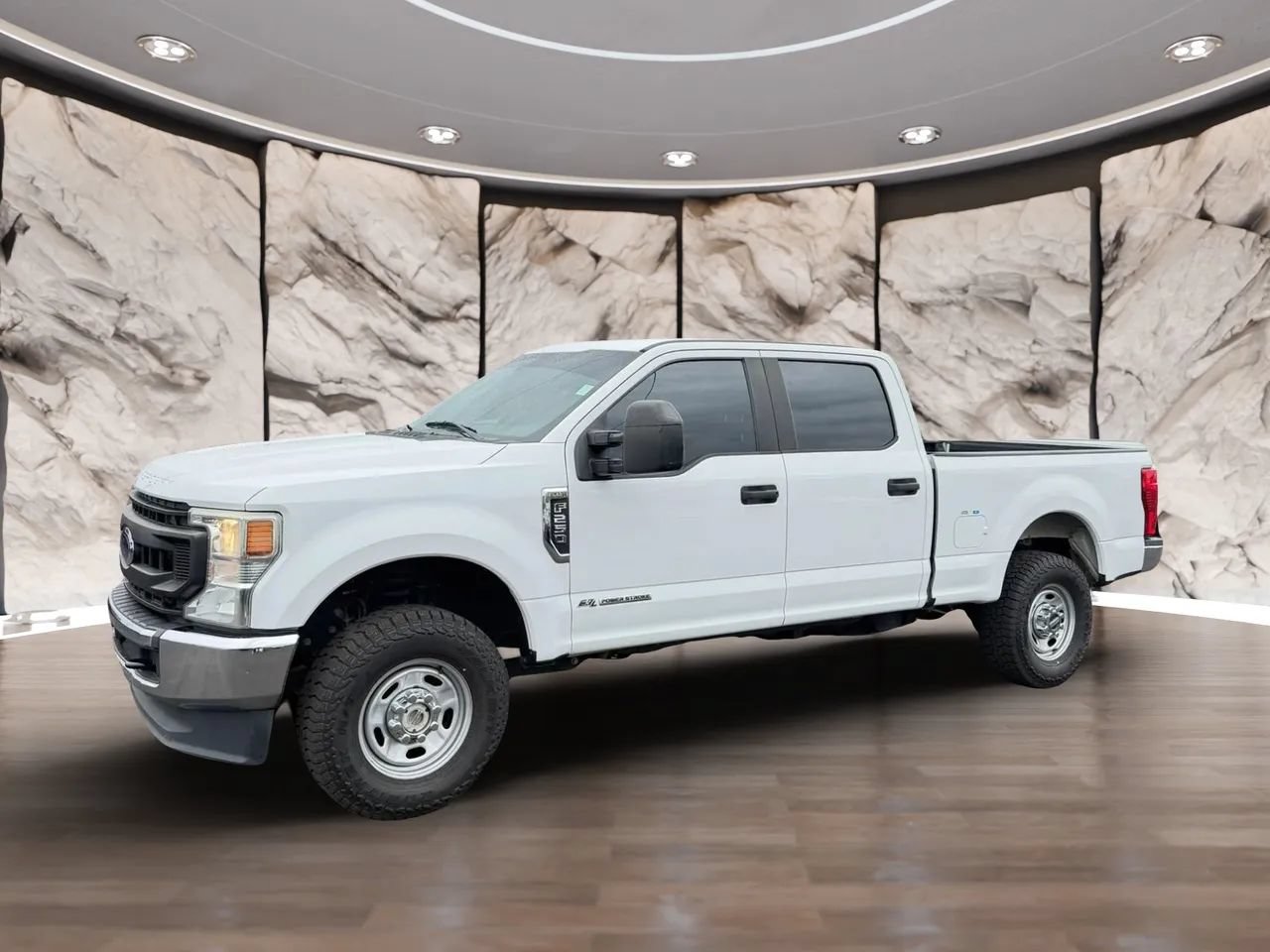 Used 2021 Ford F250 XL w/ Power Equipment Group AWD/4WD image 8