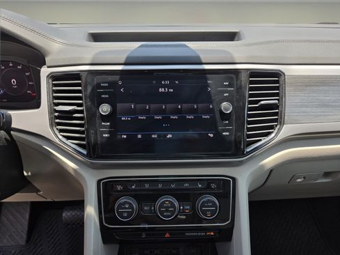 Used 2021 Volkswagen Atlas SEL FWD image 16