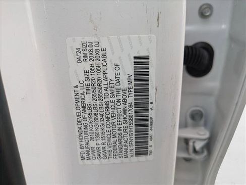 Used 2025 Honda Pilot Touring image 24