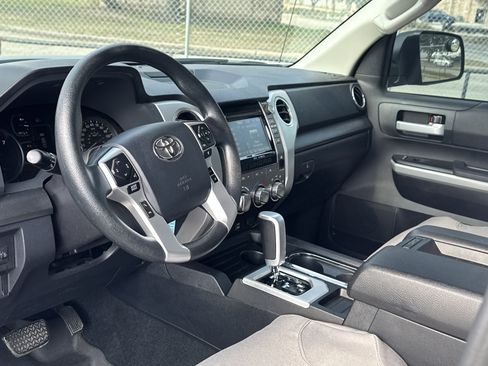 Used 2019 Toyota Tundra SR image 5