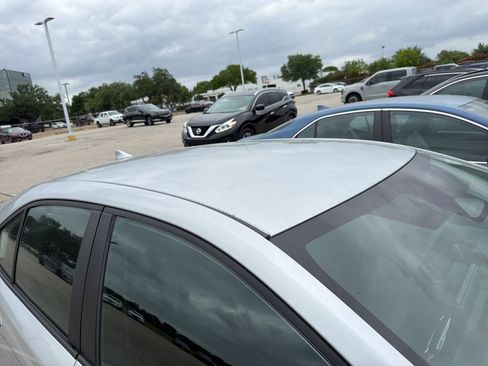 Used 2024 Toyota Corolla LE image 5