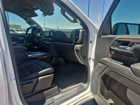 Certified 2024 Chevrolet Silverado 1500 RST w/ All Star Edition Plus AWD/4WD image 8