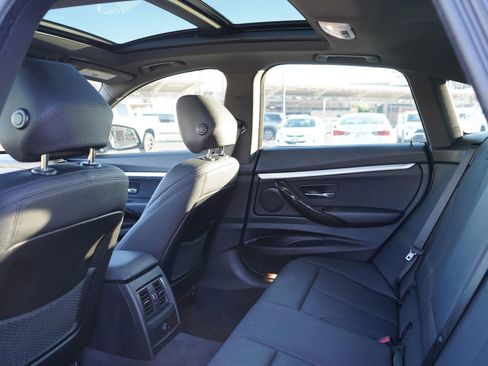 Used 2017 BMW 330i Gran Turismo xDrive image 16