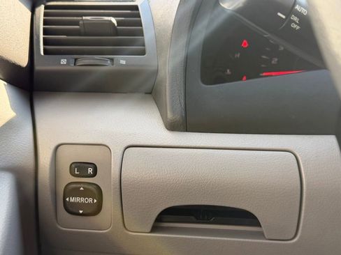 Used 2007 Toyota Camry LE image 15