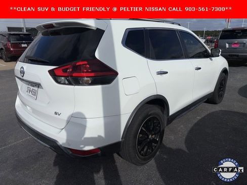 Certified 2019 Nissan Rogue SV image 2