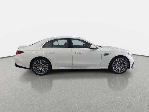 New 2026 Mercedes-Benz E 53 AMG e 4MATIC Sedan image 4