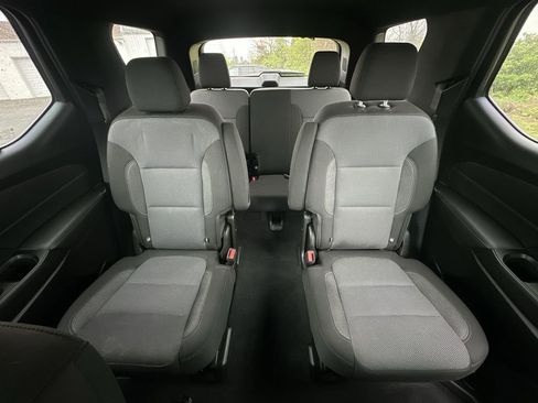 Used 2023 Chevrolet Traverse LT AWD/4WD image 21