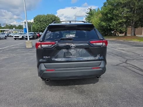 Used 2020 Toyota RAV4 LE w/ All Weather Liner Package AWD/4WD image 7