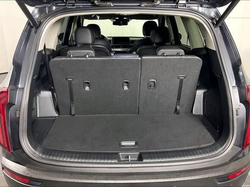 Used 2020 Kia Telluride EX w/ EX Premium Package FWD image 29