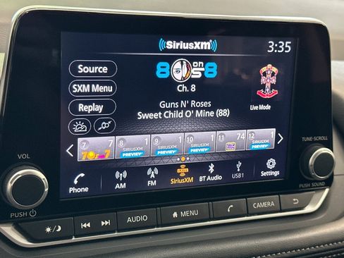 Used 2025 Nissan Rogue SV FWD image 21