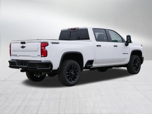 New 2026 Chevrolet Silverado 2500 LTZ w/ LTZ Plus Package AWD/4WD image 5