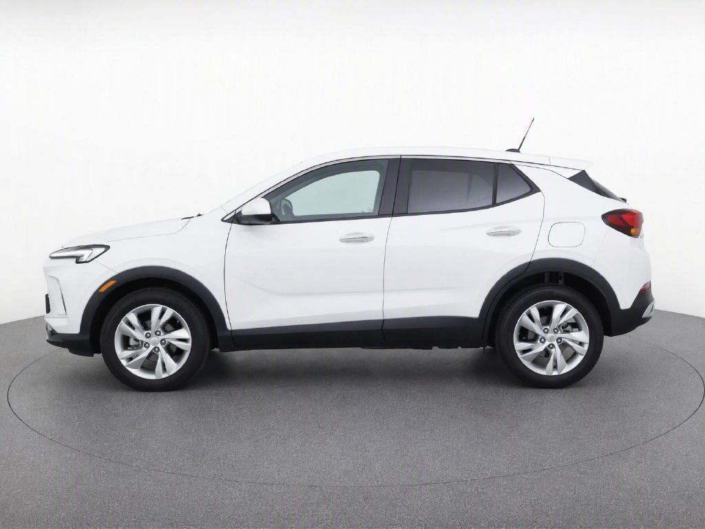 Certified 2024 Buick Encore GX Preferred FWD image 8