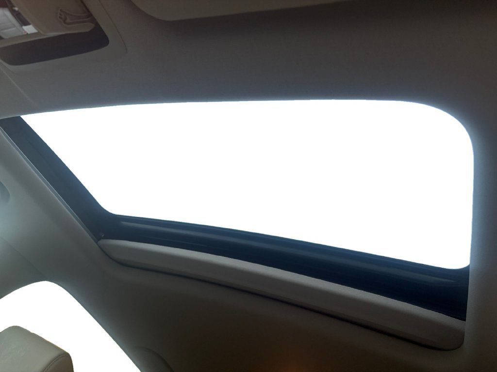 Used 2017 Honda CR-V Touring image 12