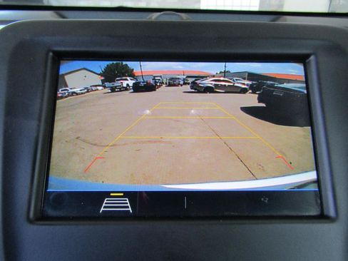 Used 2019 Chevrolet Equinox LS FWD image 18