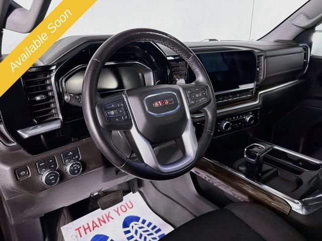 Used 2023 GMC Sierra 1500 Elevation w/ X31 Off-Road Package AWD/4WD image 9