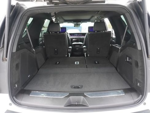 Certified 2025 Cadillac Escalade Premium Luxury AWD/4WD image 8