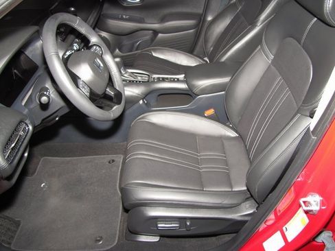 Certified 2024 Honda HR-V EX-L image 9