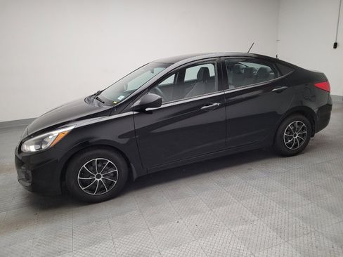 Used 2016 Hyundai Accent SE FWD image 2