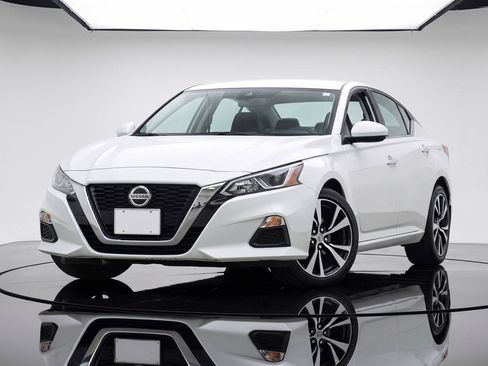 Used 2019 Nissan Altima 2.5 S FWD image 1