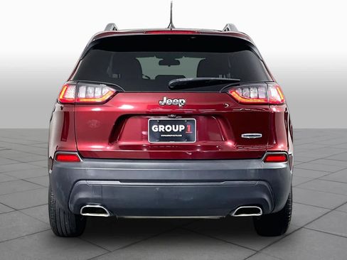 Used 2019 Jeep Cherokee Latitude w/ Popular Appearance Group FWD image 5
