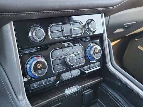 Used 2024 GMC Yukon XL Denali w/ Max Trailering Package image 24